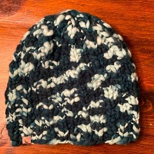Eddie Bauer Chunky Cable Hat